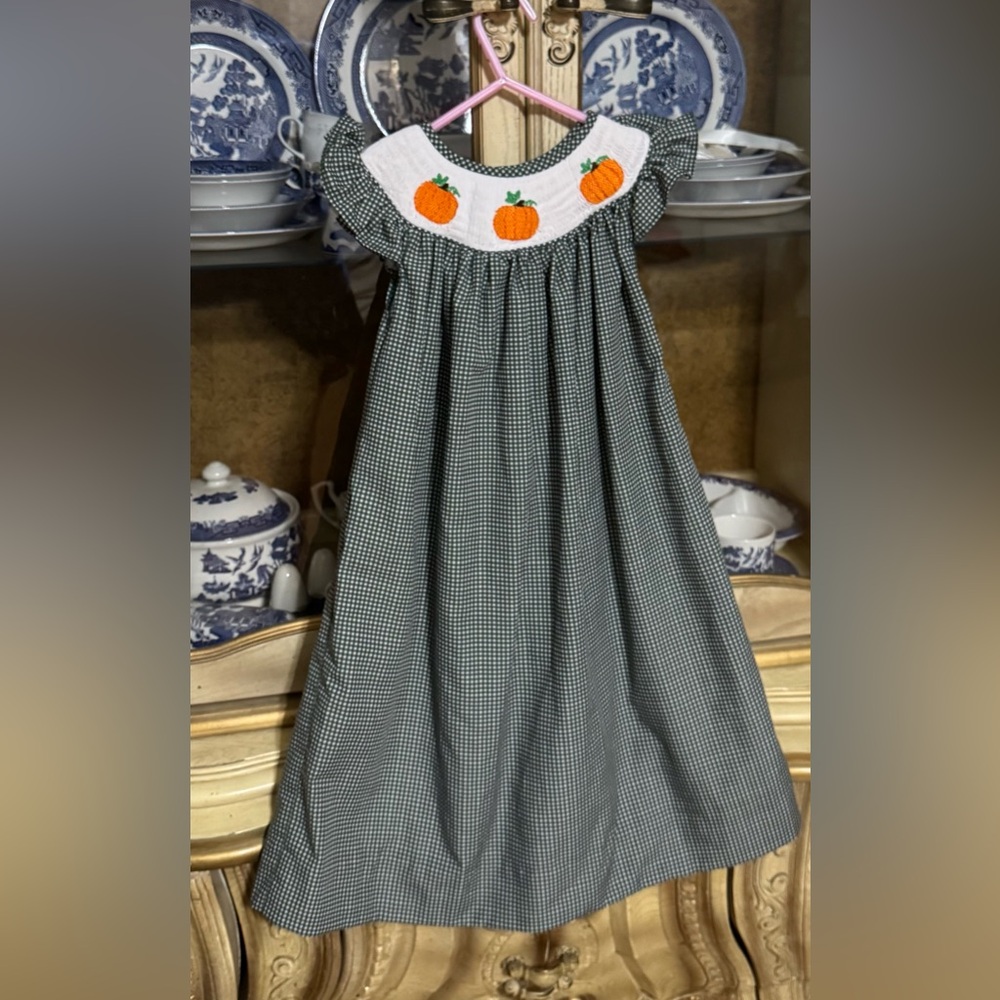 Southern Taters smocked pumpkin dress size 5 girls boutique